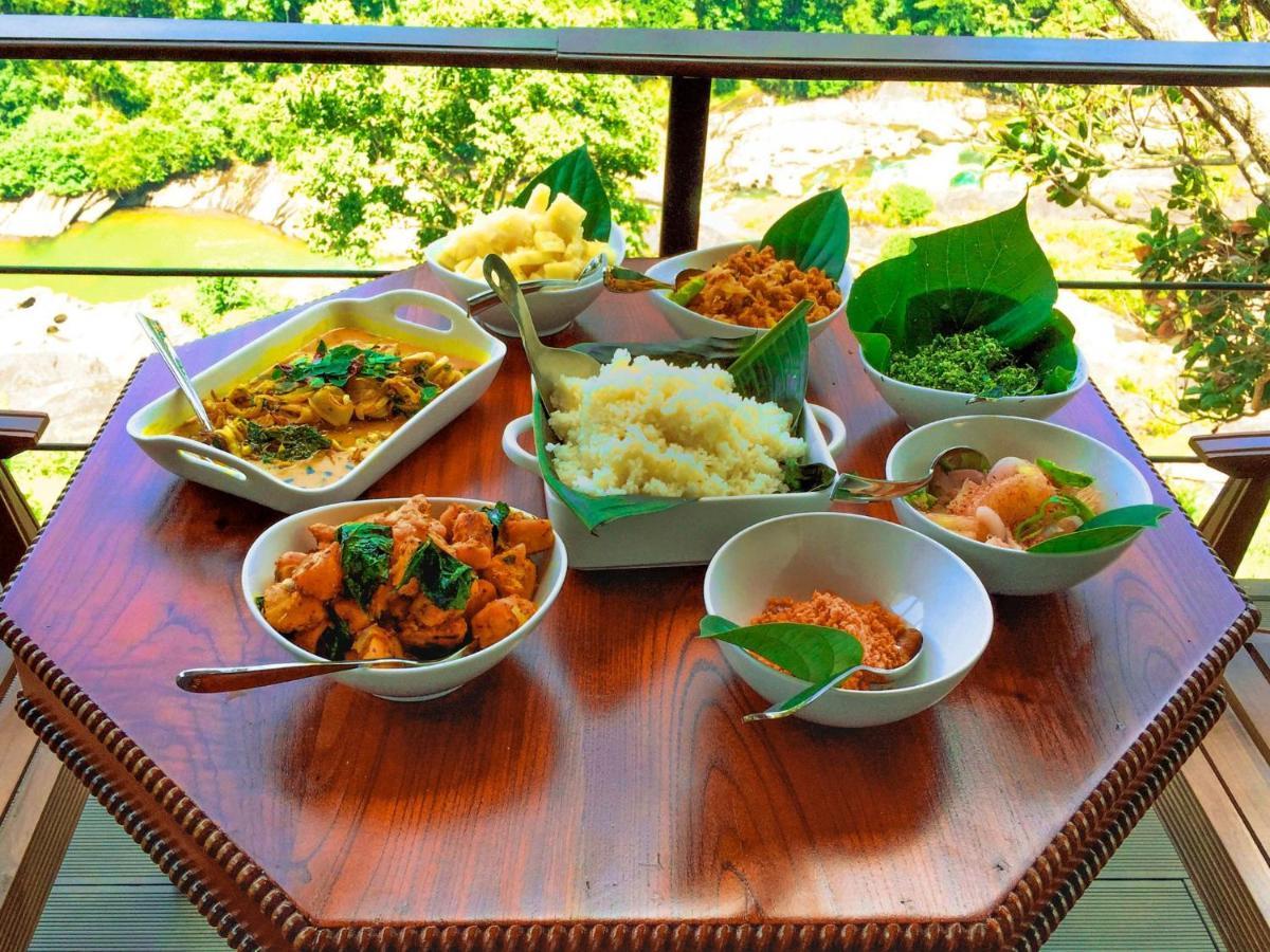 Aqua Exotica Wellness Retreat Hotel Gampola Buitenkant foto