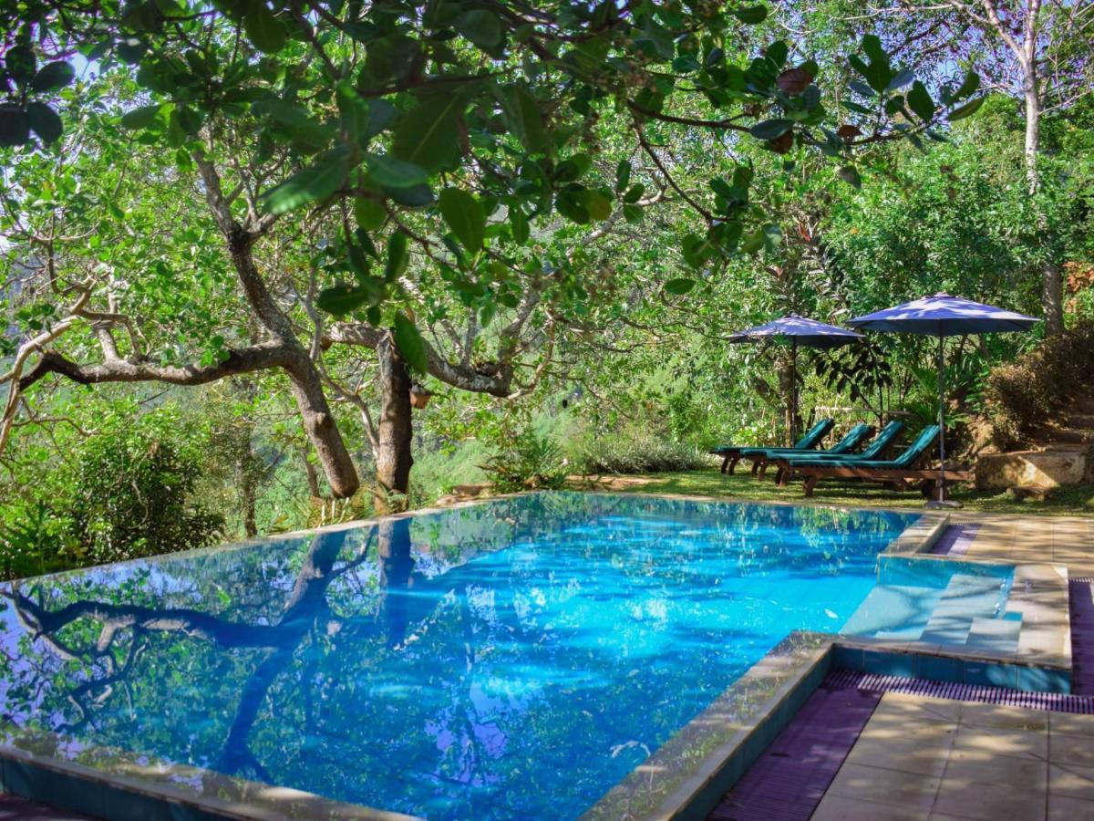 Aqua Exotica Wellness Retreat Hotel Gampola Buitenkant foto