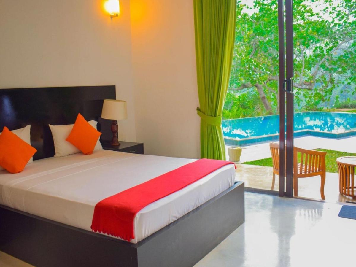 Aqua Exotica Wellness Retreat Hotel Gampola Buitenkant foto